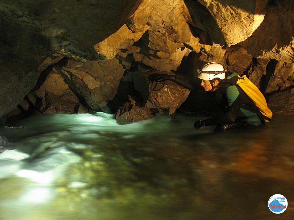 Jaskinia Wodna Pod Pisaną