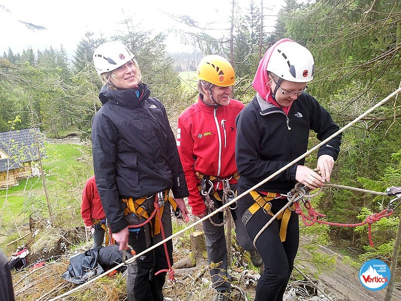 KURS TATERNICTWA JASKINIOWEGO w TKG Vertical Zakopane.